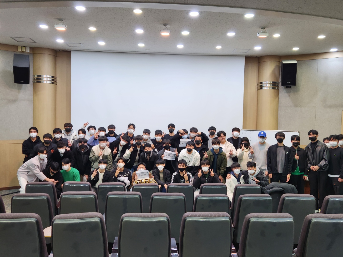 03DDE1B3-613B-49A9-BA6A-EF511C2795D7